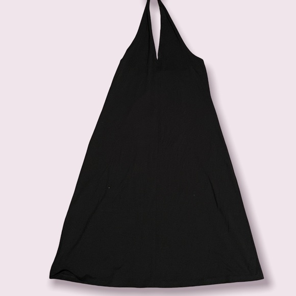 🛑Maxi Dress Halter Style and Backless🛑 - Picture 1 of 8